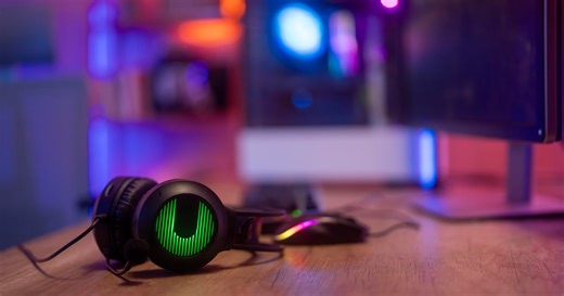 Teen killed, Detroit police officer injured in shooting and more top stories