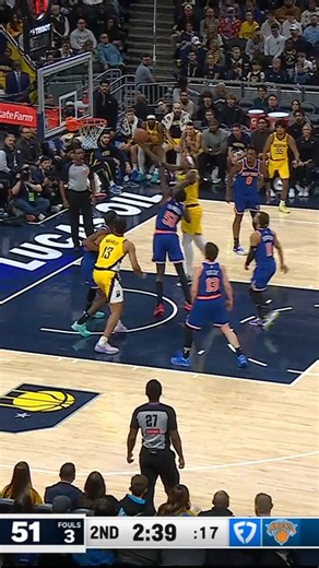 Pascal Siakam eurostep's through traffic 😮‍💨 Vote for him to be an #NBAAllStar at Pacers.com/Vote ⭐ | Indiana Pacers