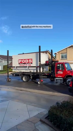 250 reactions · 14 shares | Seeing a PODS container delivery for the first time may blow your mind! 勞 Our revolutionary level-lifting system, PODZILLA, never fails to entertain. To learn more about how PODS works, visit: PODS.com/HowPODSWorks_FB : Luis A. Hashtags: #StorageSpace #StorageUnit #StorageBox #MovingTips #RelocationServices #MovingHouse | PODS Moving & Storage | Facebook