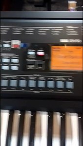 GLEE MUSIC PERU - APRENDER A PROGRAMAR TU KORG EK-50 EN...