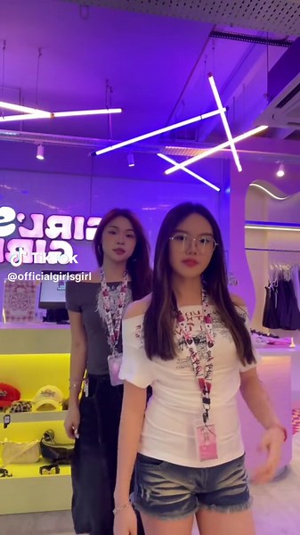 Fashionable Outfits from Girl’s Girl Store