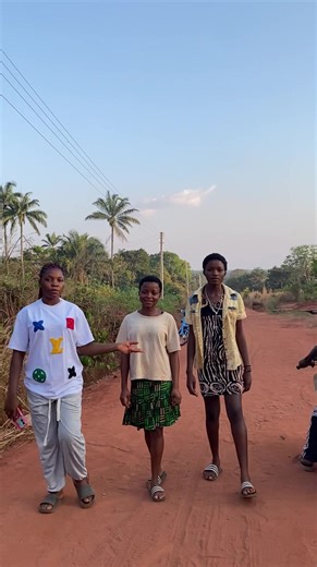 Falling in front of 3 girls 😂