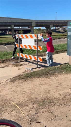 KING DELLY on Instagram: "DIY SPOTS IN HOUSTON #sebikes"