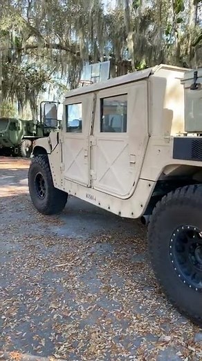 What a beautiful sounding 6.5 Turbo HMMWV
