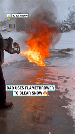142K views · 418 reactions | How to clear snow off your drive in style  #travel #adventure #flamethrower #snow | UNILAD Adventure | Facebook
