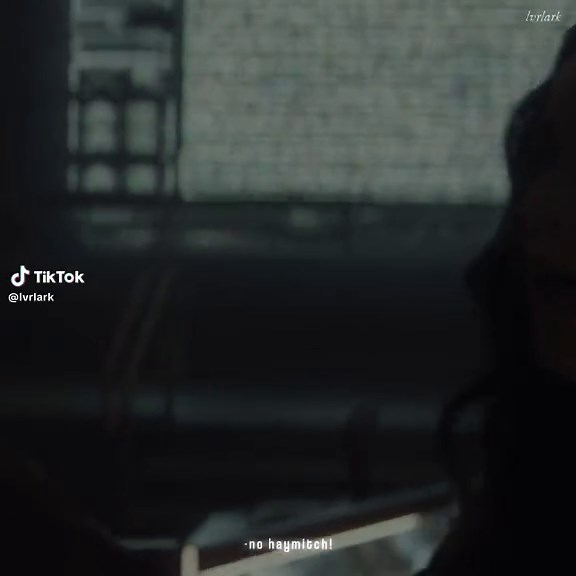 this scene breaks my heart #katnisseverdeen #haymitchabernathy #thehungergames #thg #thehungergamesedit #thgedit #katnissandhaymitch #everlark #presidentsnow #mockingjay #foryou #fyp #lvrlark