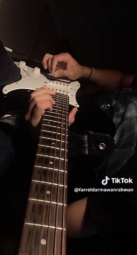 Avenged Sevenfold Critical Acclaim Guitar Cover