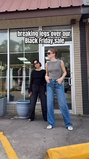 our Black Friday sale announcement is happening today at 5pm!!! you know it will be worth the wait 😉 expert tip: sign up for post notifications from us so you don’t miss it! | Pronto