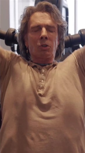 The “Jessie’s Girl” legend Rick Springfield explains how he keeps motivated to keep that healthy rocker lifestyle. Watch his full #GymAndFridge at link in bio. EP - @dorennanew Producer - @angellenise DP -@dwyski Camera - @razorcrank Editor - @jameschupka | Men's Health