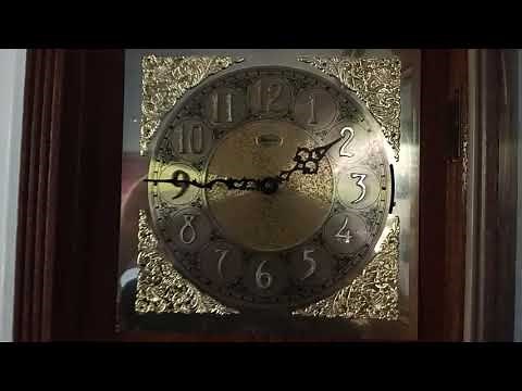 Grandfather clock repair 2 - hour strike adjustment