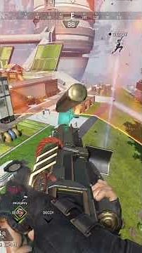 Hitting a trickshot on the first try #apexlegends #gaming