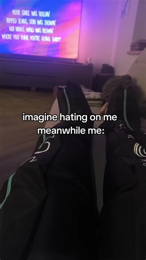 @Pulsio #callmemaybe🔥 #commpresionboots #imaginehatingonme #chilling #fyp