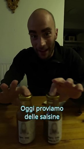 Salsa piccante dalle isole Åland, quella parte di #Finlandia dove si parla svedese 🌶️ Perfetta per la mia pasta e fagioli quotidiana qui in #Lapponia. Worcester sauce e peperoncini coltivati in casa - al sud della Finlandia si può, qui al nord è impossibile! | Un italiano in Lapponia