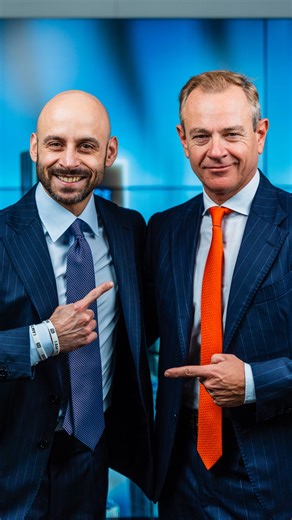 Giacomo Freddi on Instagram: "Chi è @andreabertonireal ? L’episodio del @podcast_1x con #andreabertoni Founder e CEO della David & Morgan Spa fuori Venerdì alle 12.30 su YouTube! #podcast #business #crediti #banchiere"