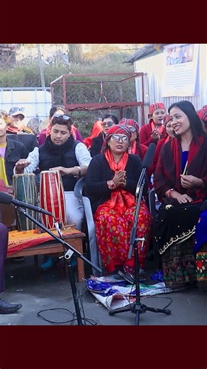 भाछौ खुशी यो ज्यानलाई छोडेसी,छिन छिन बज्ने चुरा।#rashmi #bhujel #chudamanibhandari #namunaprogramme