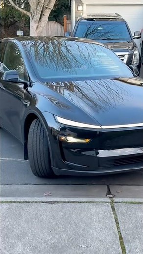 2026 Tesla Model Y Juniper in Diamond Black Color | Exterior Reverse Mode