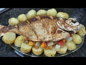 Peixe assado no forno com batatas | Aprenda a fazer tambaqui assado úmido e bem saboroso