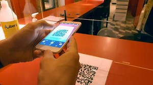 CA - Si veniu al Museu Picasso, us recordem que podeu fer servir de nou les audioguies: hi podeu accedir des del vostre smartphone amb un codi QR. Gaudiu d’una visita segura i de qualitat! http://www.bcn.cat/museupicasso/ca/visita/comentada.html#audioguia ES - Si venís al Museu Picasso, os recordamos que podéis utilizar de nuevo las audioguías: podéis acceder desde vuestro smartphone con un código QR. ¡Disfrutad de una visita segura y de calidad! http://www.bcn.cat/museupicasso/es/visita/comenta