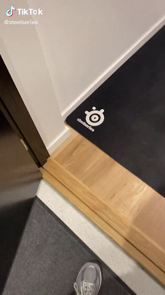 Giant Mousepad for Ultimate Gaming Setup