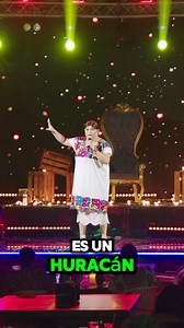Aquí en la peninsula de Yucatán todos sabemos que cuando vienen un #Huracan🌀 y es alarte amarilla 🟡, significa ir al súper a hacerte wey a comprar atún🤣🤣 - Recuerda que "DES-ENCERRADA" es el show completo en el canal del iutub, entra y comentame que parte te gustó más😝 #ComprasDePanico #comedia #standup | Tila María Sesto