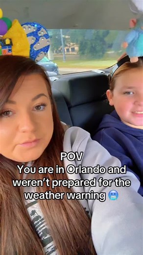 You came to Florida for the weather and it’s Baltic!! 🥶🥶 #orlando #florida #disneyworld #orlandoweather @𝓹𝓸𝓹𝓼ꨄ