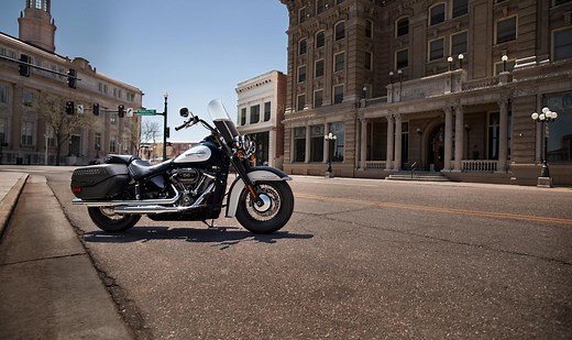 2019 Harley-Davidson Heritage Classic 114 Guide | Total Motorcycle