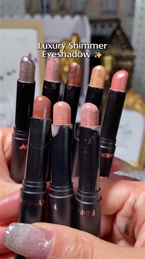 Effortless Eyeshadow Sticks for Stunning Looks