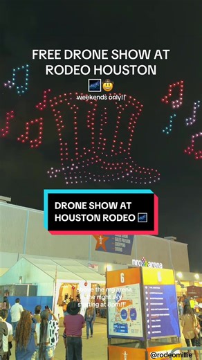 free drone show every saturday & sunday at the houston rodeo!! 😍🤠🌌✨ starts 8pm above the nrg arena!! @RODEOHOUSTON loved all of the Texas themed lights 🫶🏻 #droneshow #rodeohouston #freeactivity #thingstodoinhouston #houstonhiddengems
