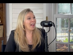 KARI MICHAELSEN (GIMMEE A BREAK,MOTIVATIONAL SPEAKER, TELEVISION PERSONALITY) JILL WHELAN 80’s TV