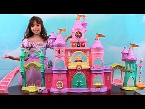 Princess Story: GO! GO! Smart Friends Enchanted Princess Palace and Hatchimals Collectibles Toys