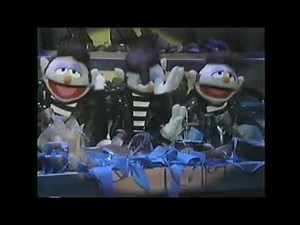 The Elvises - Blue Suede Shoes