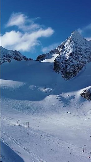 Webcam Stubaier Gletscher - Cooler Drohnenflug über das Skigebiet #mountains #ski #glacier #drohne