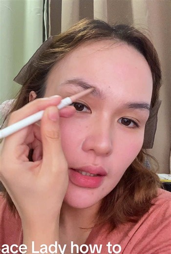 Sace Lady Contour Pencil: Quick Makeup Tips