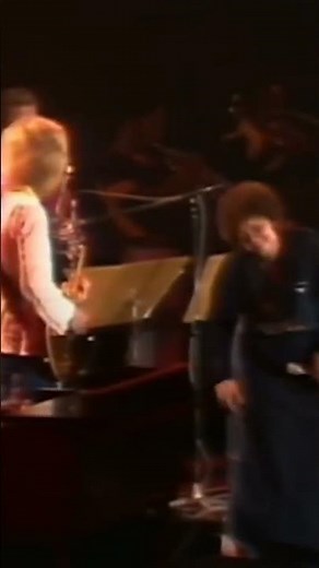 Legendary performance by Etta James - I'd Rather Go Blind (Live At Montreux 1975)