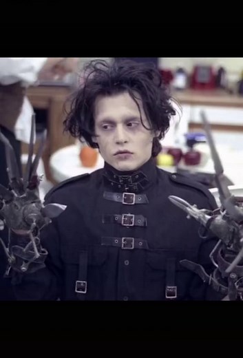 behind the scenes of Edward scissorhands 🫶🏼 #fypシ゚viral #fypシ #Viral