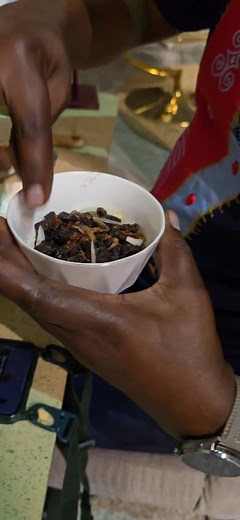 24K views · 674 reactions | Working in a restaurant is so stressful but in Queen Bees Corner we make it easy by interacting with everyone that visit our restaurant , you might walk in very upset and stressed but onces you hear the "look who we have in the house " u won't really realize how you will find yourself in the floor laughing out loud Cooking for Chef Andile Somdaka was a dream come true and my heart is so full right now   ☺️  | Queen Bees Corner | Facebook