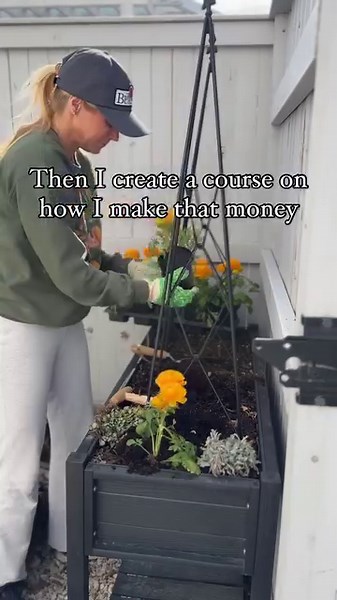 😜 Anyone else getting spammed constantly? Garden ideas for you this week👇🏼 I’m in zone 7a in the Rocky Mountain high desert which means we still have snow sporadically until May 15. If you didn’t plant any ranunculus or bulbs, you can usually start finding them “forced” in stores this time of year. I personally love giving color to my gardens - especially in my raised vegetable beds. I love planting forced daffodils, and hyacinths in my garden now, because they will “naturalize” and provide m