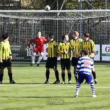 Curve goals in football 🤯