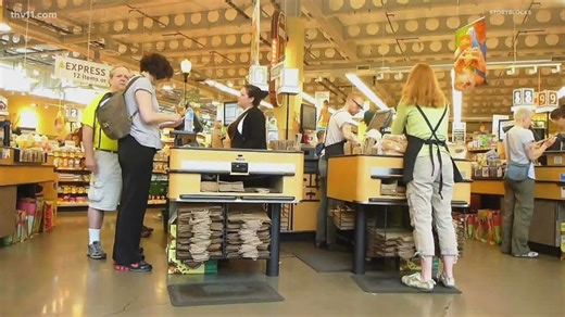 Here's a few ways you can save money while grocery shopping