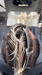 90’s Inspired Men’s Cut You asked for more mens cuts, so here you go! @calecimprofessional Powerful PTT-6 Hair Serum @k18hair K18Repair mist mask @designmehair PuffME mousse powder @saloncentric #ittaakesapro @babylissprousa New FALCO Dryer #menshaircut #menshair #90s #saloncentricpartner #philipwolffhair #k18results #designme #babylisspro | Philip Wolff