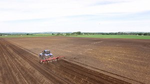 7.1K views · 69 reactions | GRIMME supply a full range of spring equipment designed by industry specialists including the BF-600 3-row bed former. Please follow the link below for more information. https://www.grimme.com/uk/producttypes/separierungstechnik/beetformer-6-reihig | GRIMME UK | Facebook