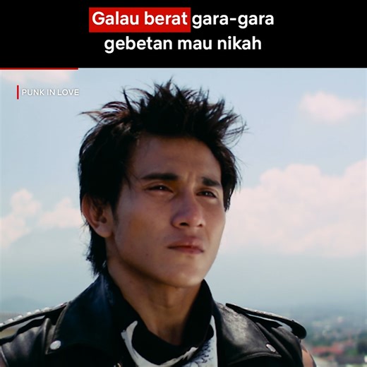 Mau sesangar apa pun, kalo ditinggal nikah mah sedih juga 💔 Tonton Punk in Love di sini: https://www.netflix.com/id-en/title/81714459 | Netflix