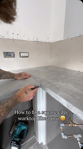 How to fit square edge worktops fast and easy 🙌🏻 #joienry #kitchens #viral #construction #fyp | A.M joinery