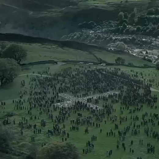 Aberfan Tragedy #queenelizabeth #princephilip #thecrownnetflix #history #aberfantragedy #aberfan #rip #viralvideo #viral_video