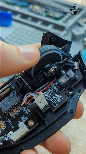 Double-clicking on a Razer Naga gaming mouse. Quick button repair #helpdroid