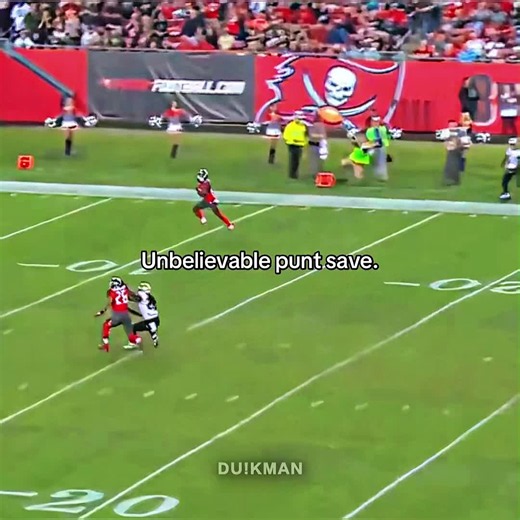 Patrick Mahomes brutal hit that shocked fans