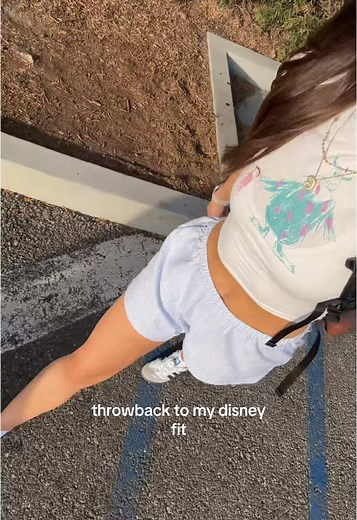 Custom Boo Drawing T-shirt – A Throwback Disney Fit