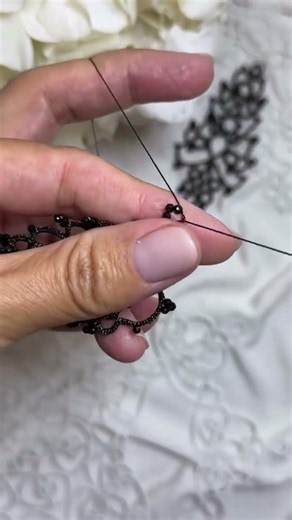 #tattingdesign #weaving #tatting #frivolite