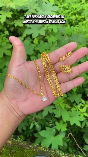 1 Set perhiasan titanium premium #perhiasan #perhiasancantik #perhiasanwanita #titanium #perhiasanemas