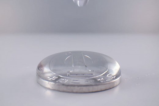 表面張力 ｜ 自由研究におすすめ！家庭でできる科学実験シリーズ「120秒の科学」｜ NGKサイエンスサイト ｜ NGK株式会社（旧社名：日本ガイシ株式会社）